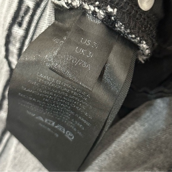 Free People black/grey wash jeans size 31 wholes in knees - Picture 4 of 9